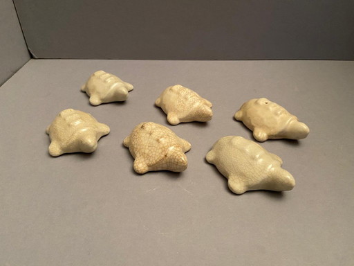 6 cracked ceramic turtles from OLTREFRONTIERA, Asian origin.