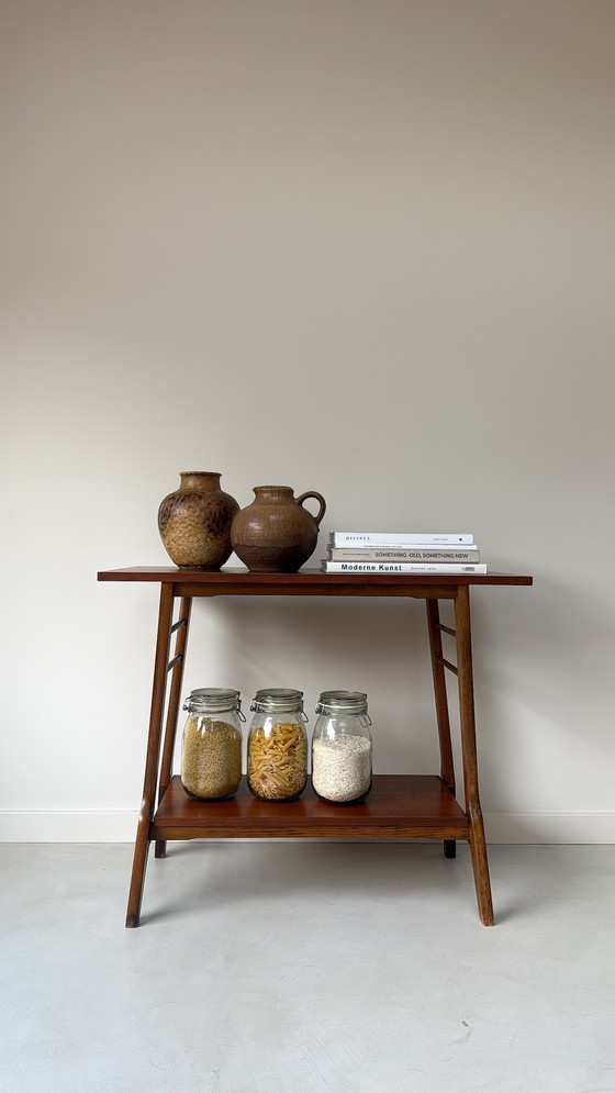 Image 1 of Tavolino vintage in legno di teak