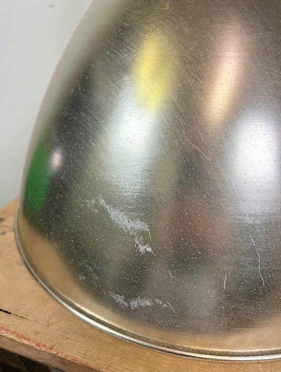 Image 1 of Große industrielle Aluminium-Pendelleuchte von Elektrosvit, 1960er Jahre