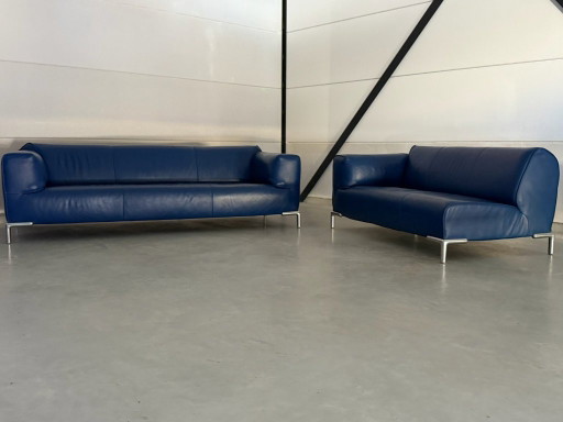Bert Plantagie sofa and Chaise longue - blue leather