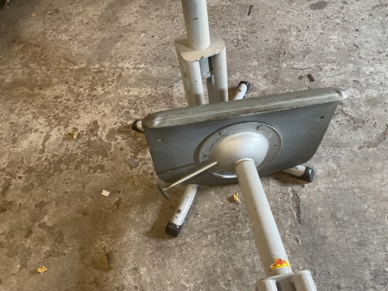 2 BAO design Stools – Iron (photo 5 of 5)