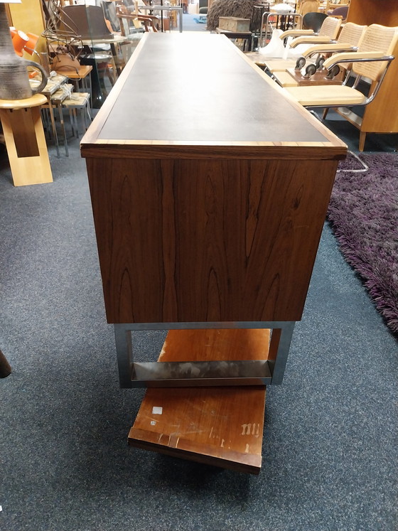 Image 1 of 1 x BUS möbel 1980's  roomdivider lowboard met zwart lederen bovenblad 2 zijdig 200 x 46 x 64cm 