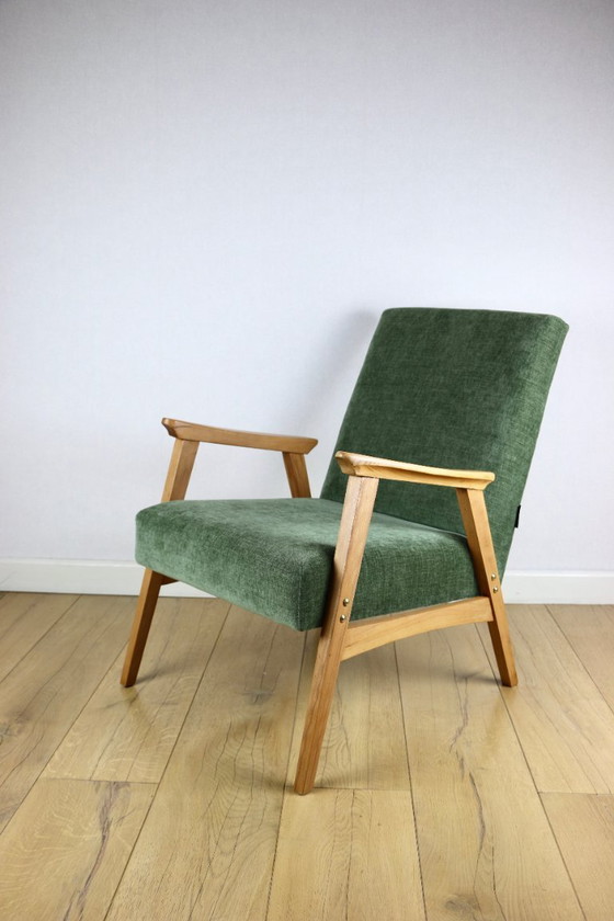 Image 1 of Classic armchair green olive structural light wood
