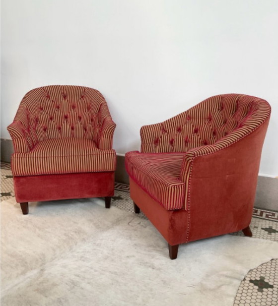 Image 1 of Ensemble de 6 fauteuils en velours + 2 poufs ovales