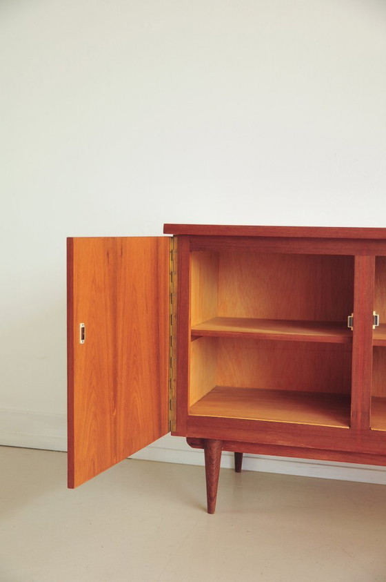 Image 1 of cassettiera in teak
