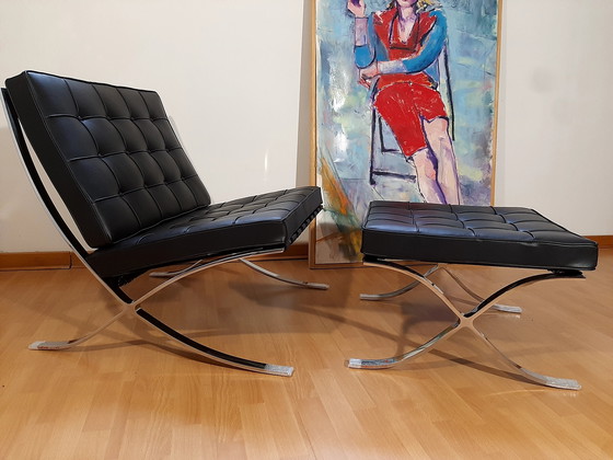 Image 1 of Knoll Set Barcelona New-Never Used Black Leather Design by Ludwig Mies Van Der Rohe and Lilly Reich (1929)