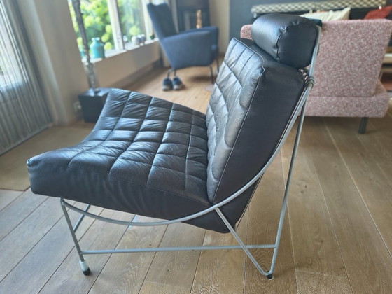 Fauteuil design Leolux Volare, cuir noir, structure grise – Leather (photo 2 of 5)