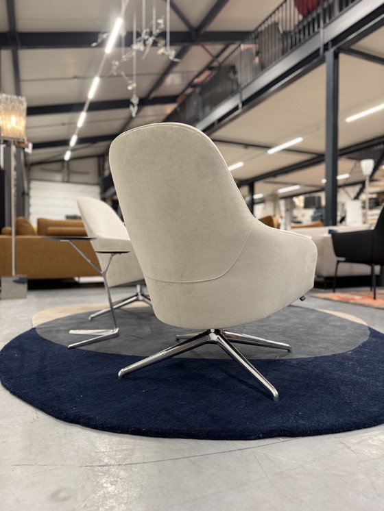 Image 1 of 2 Leolux Lanah Swivel Armchairs 