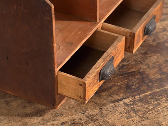 Antique Japanese desktop organiser with compartments and drawers – Japan, circa 1930 – Table accessories (photo 22 of 40)