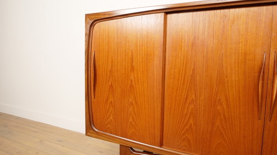 Image 1 of Credenza alta vintage | Johannes Andersen | Design danese | Teak
