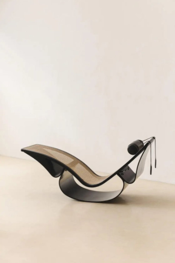 Original Mid-Century Modern Rio Chaise longue by Oscar Niemeyer, 1978, Leather, Rattan, Beige (photo 2 of 6)