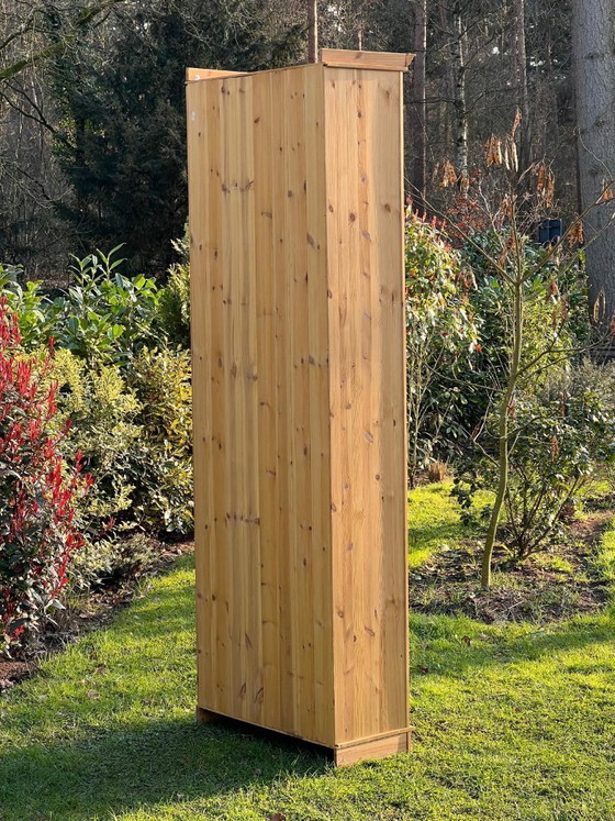 Image 1 of Hohes Kiefernholz-Bücherregal, 223 cm hoch, Notio Living Design