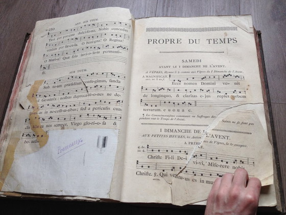 Image 1 of Libro antifonario romano del 1864