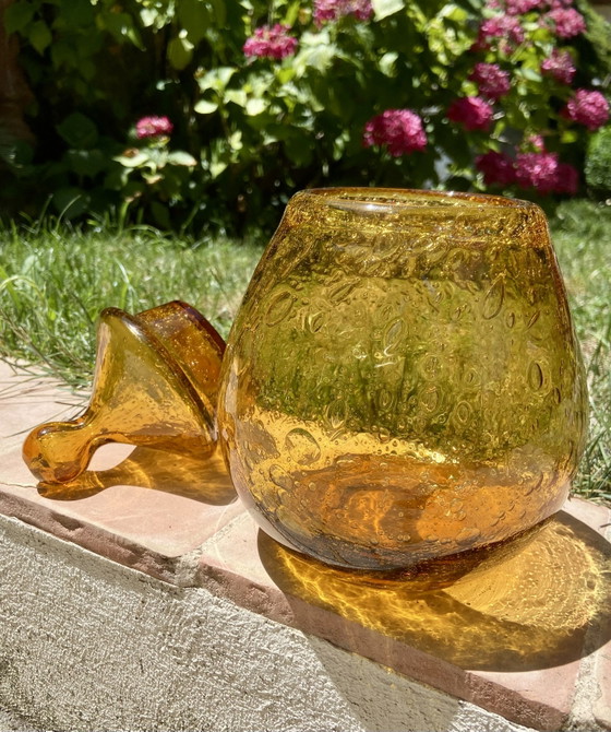 Image 1 of Vintage Biot Amberkleurige bubbelglazen bonbonnière met deksel – Frans handgeblazen glas – jaren 60