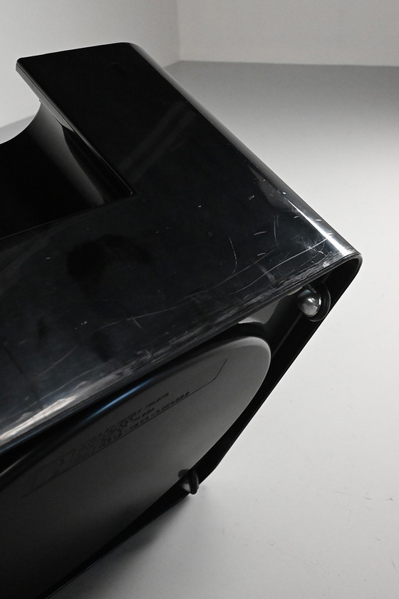 Image 1 of Artemide ‘Bacco’ tafeltje