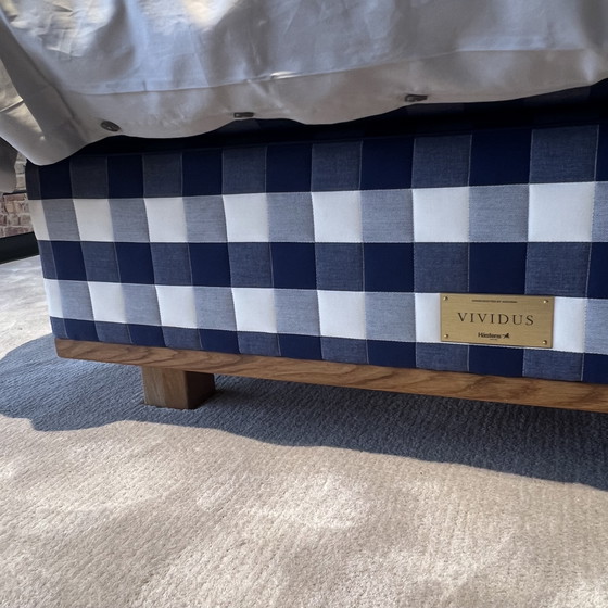 Image 1 of Hästens Vividus Boxspring – 210x210
