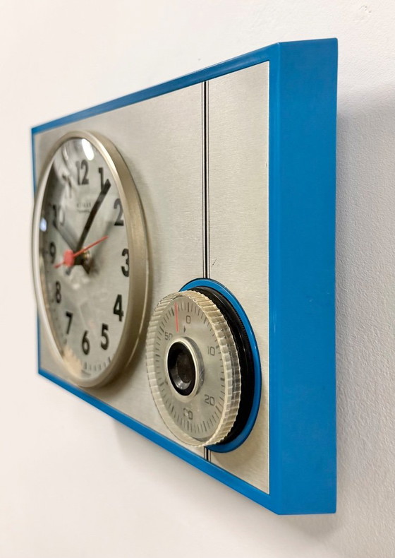 Horloge murale de cuisine vintage est-allemande de Weimar, années 1970 – Pendules, Glass, Plastic (photo 4 of 18)