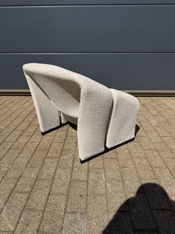 Image 1 of 1x Artifort F580 Groovy fauteuil in Nieuwstaat!! Pierre Paulin