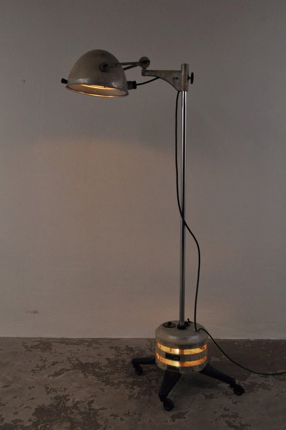 Image 1 of Lampadaire Hanau original, années 1930