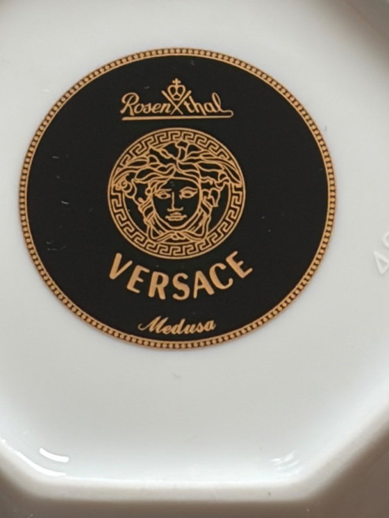 Image 1 of VERSACE Medusa Rouge par Rosenthal