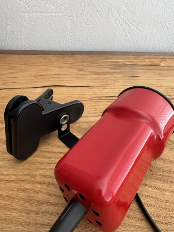 Image 1 of Faro vintage a morsetto rosso fuoco