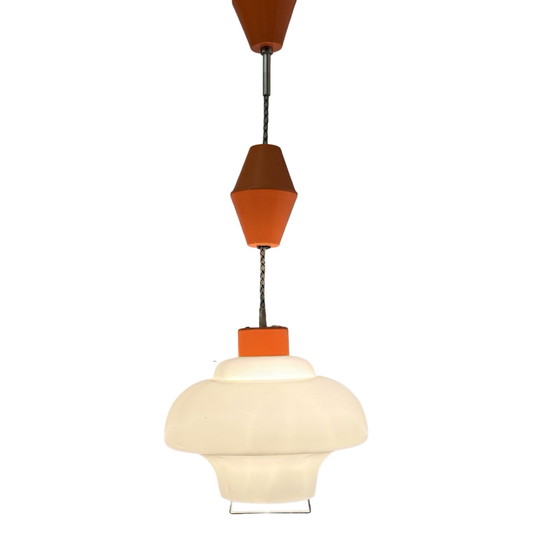 Image 1 of Lampada a sospensione MCM vintage anni '50 - Abbassabile / regolabile - Cecoslovacchia - Vetro opalino - Kamenický Šenov