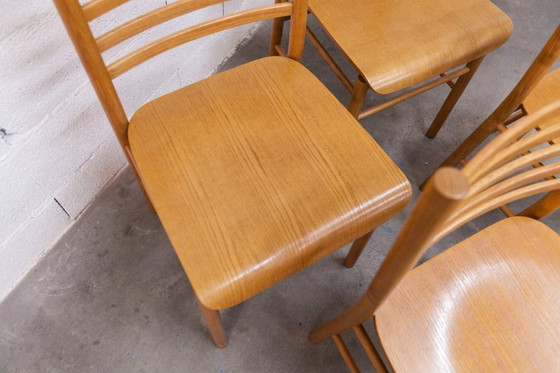 Image 1 of Danish modernist set: convertible round table (114/154cm) + 4 matching chairs, 1980
