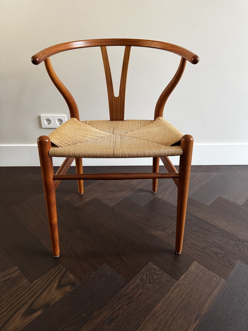 Carl hansen wisbone chair noten 