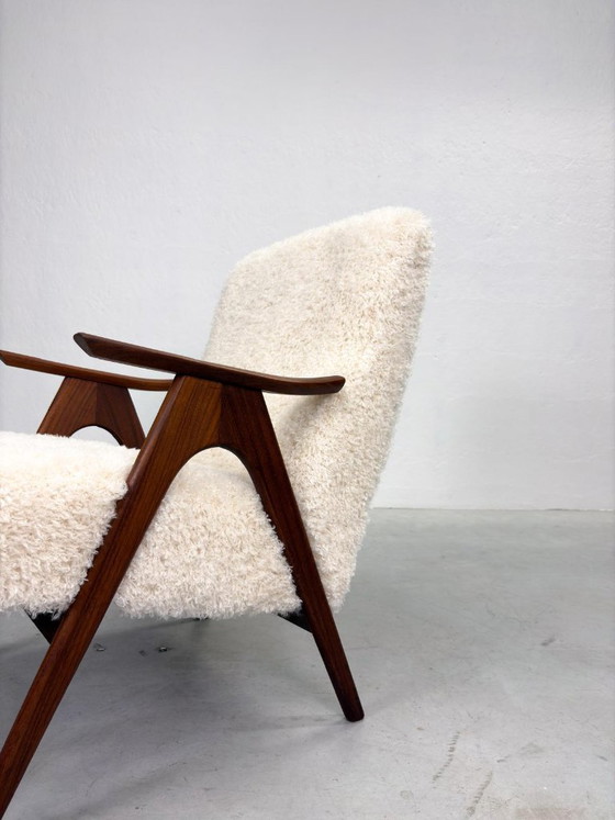 Poltrona in stile metà secolo con tessuto soffice – Poltrone, Wood (photo 6 of 16)