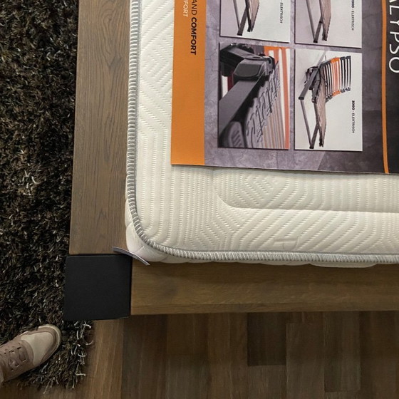 Image 1 of Queensize lefikant Stef