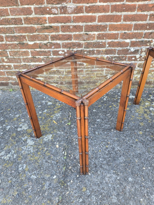 2 Japanese-style side tables