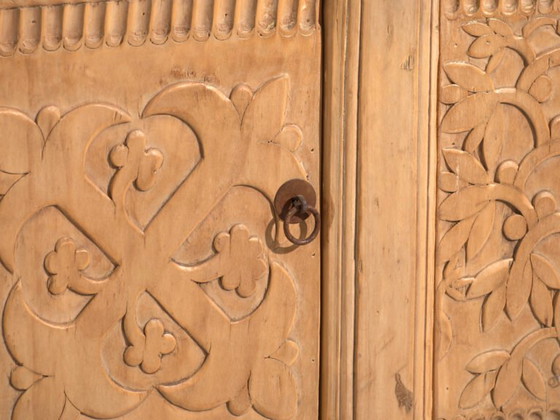 Antique carved low sideboard in fir wood – China, circa 1930 (photo 12 of 40)