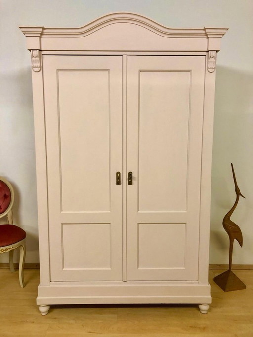 Country-style wardrobe, Art Nouveau wardrobe, softwood wardrobe circa 1900 in delicate pink / shabby chic.
