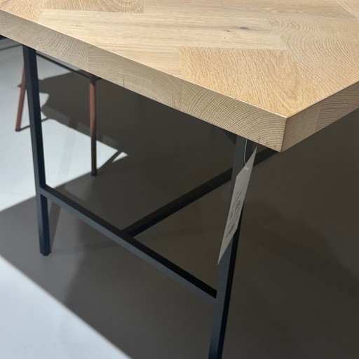 Pilat & Pilat Brugt eettafel - 240x100