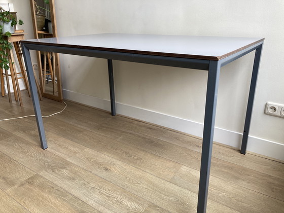 Image 1 of Ahrend Facet De Cirkel table 120 x 75