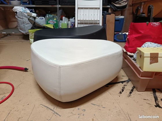 Image 1 of 2 superb Moroso poufs in black and ivory leather