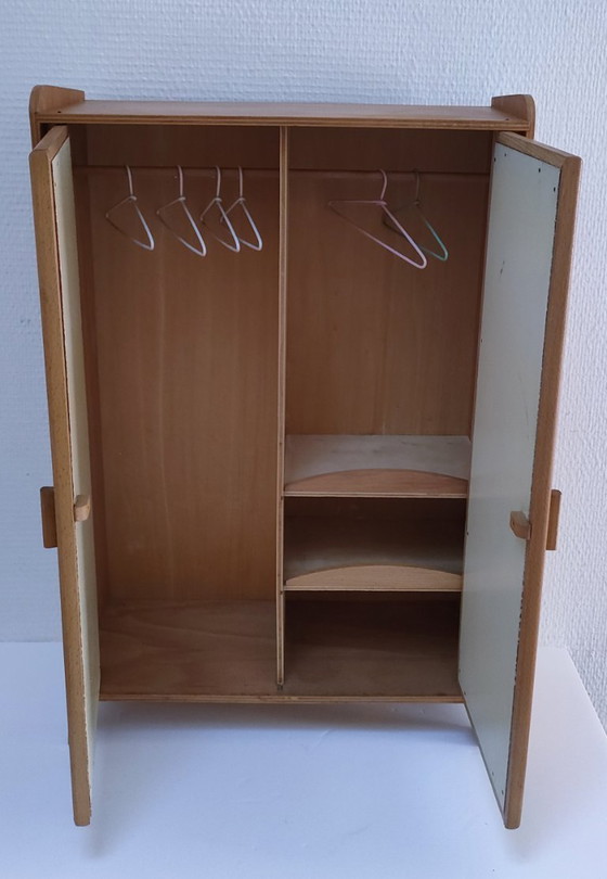 Image 1 of Puppengarderobe aus Holzgeflecht im Stil der 60er Jahre