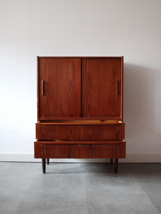 Image 1 of Mobiletto da parete vintage in teak danese