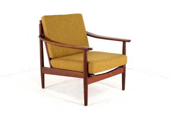 Image 1 of Vintage fauteuil  'Bamberg' nieuw gestoffeerd