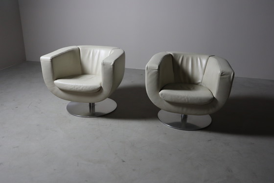 Image 1 of 2 poltrone B&amp;B Italia &quot;Tulip&quot; di Jeffrey Bernett