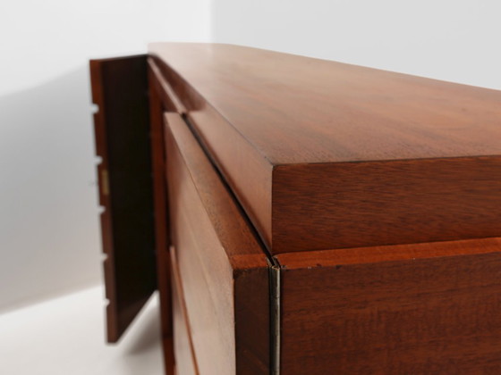 Image 1 of Grote Franse modernistische kast met twee deuren, massief mahoniehout, jaren 1940.