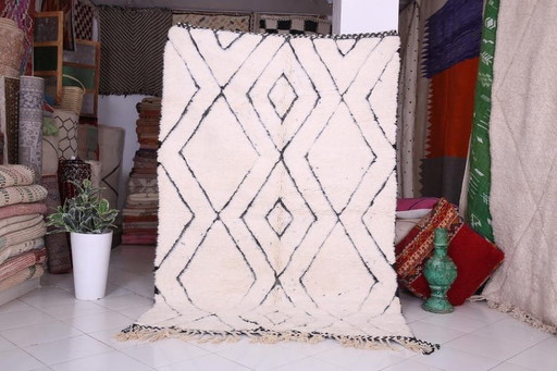 Tappeto Beni Ourain bianco, tessuto a mano, 150/255 cm