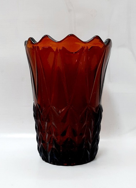 Image 1 of Vintage zware vaas van geperst amberkleurig glas