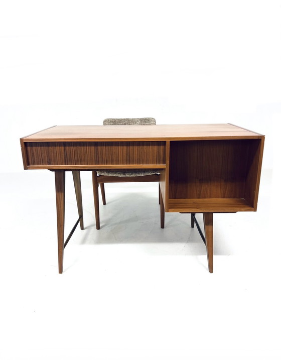 Image 1 of Vintage Walnoot Bureau ‘60