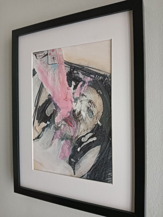 Image 1 of Press the button