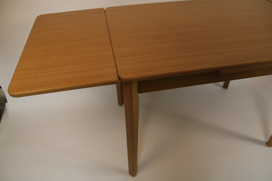 Image 1 of Tavolo da pranzo vintage allungabile in legno