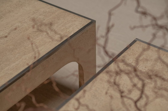Image 1 of Set architettonico di tavolini in travertino, dopo Willy Ballez