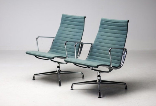 Set of 2 Hermen Miller Aluminum group EA116 Lounge Chairs