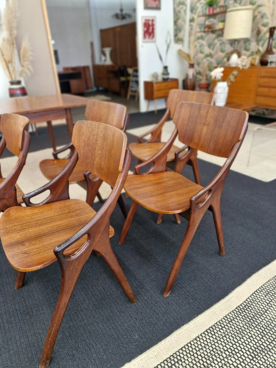 Image 1 of Set of 6 Vintage Danish Chairs – Arne Hovmand-Olsen
