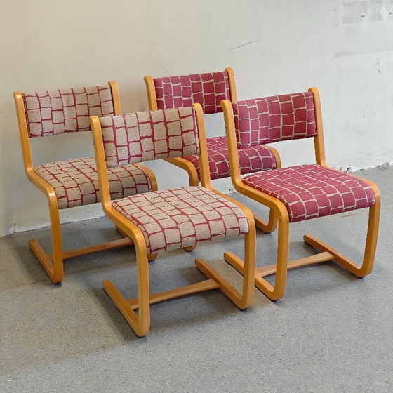 Image 1 of Ensemble table et chaises de salle à manger Club8 Danemark